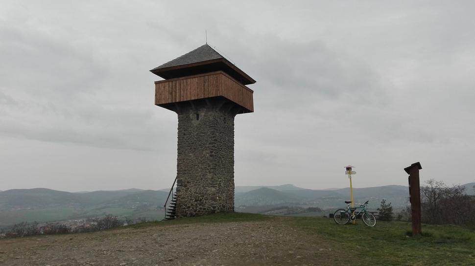 Strážna veža Vartovka v Krupine.