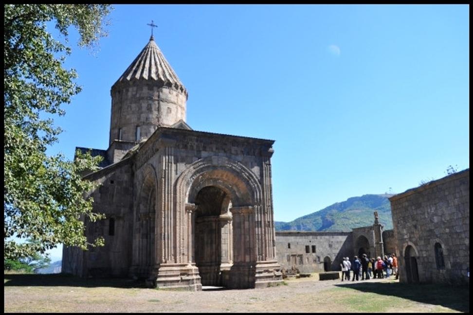 Tatev. Najkrajší kláštor Arménska