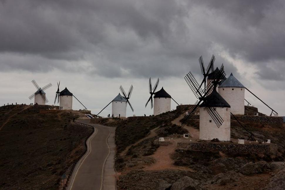 Za veternými mlynmi (Castilla y León, Castilla-La Mancha)