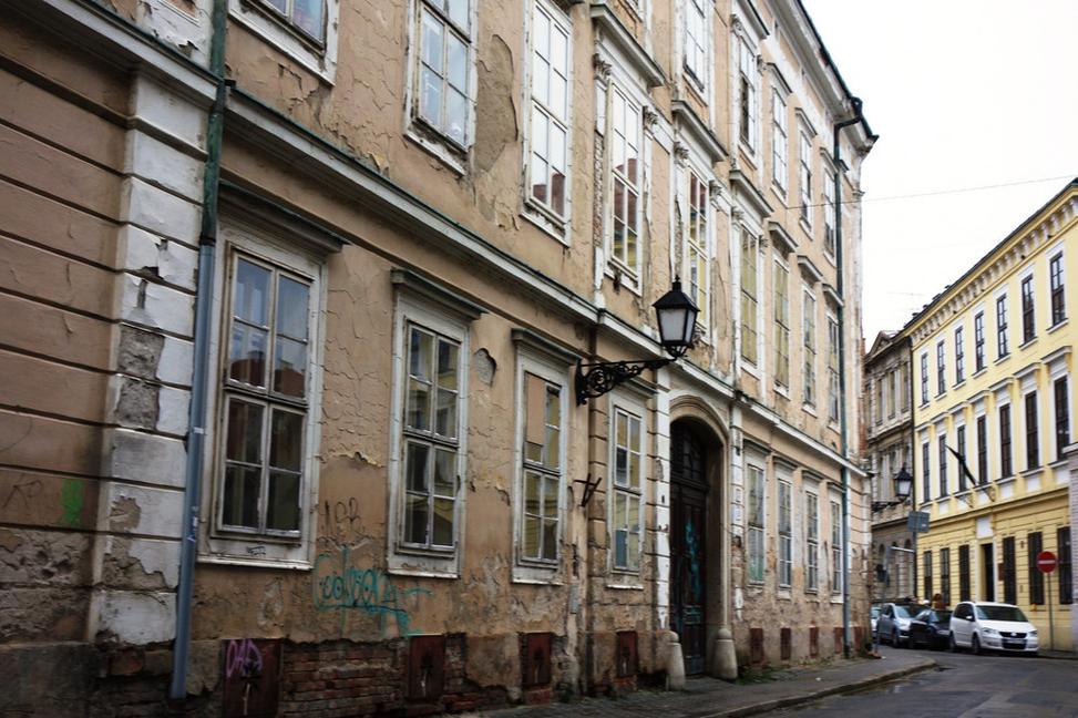Bratislavské domy, pri ktorých by mohli natáčať vojnové filmy