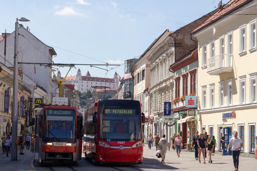 V bratislavskej MHD prebehol najväčší biznis s pokutami, ovplyvní vyše 100-tisíc ľudí
