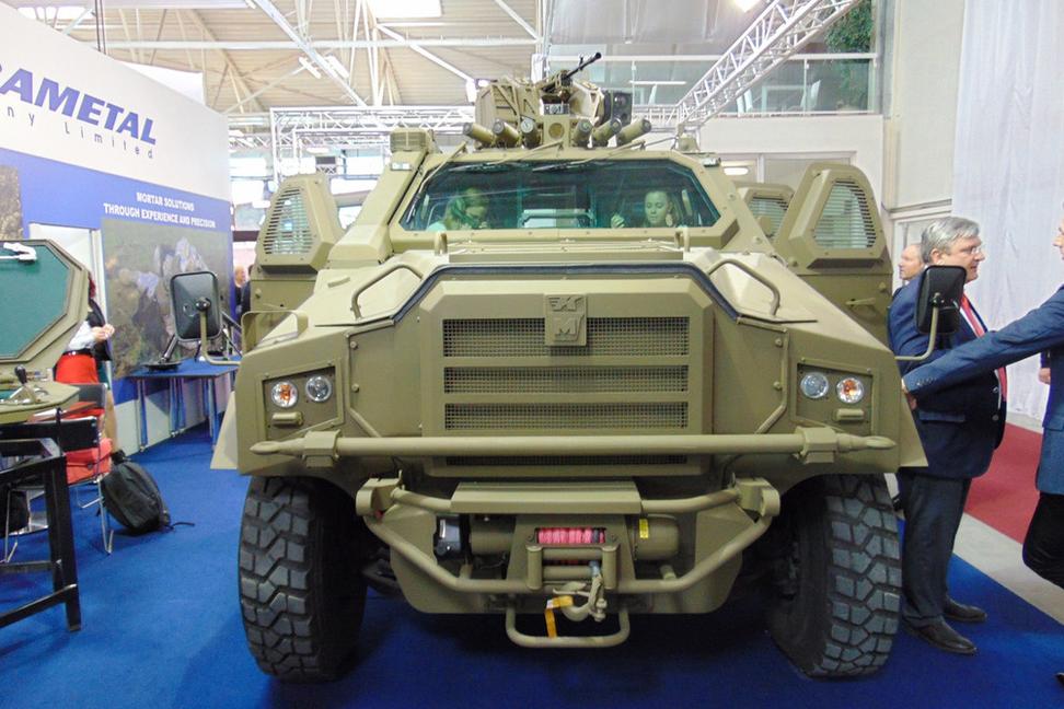 Ministerstvo obrany pripravuje nákup vozidiel predražených o viac ako pol miliardy eur