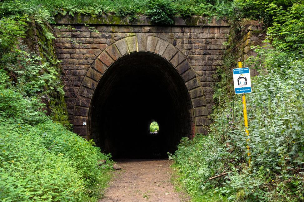 Slavošovský a Koprášsky tunel