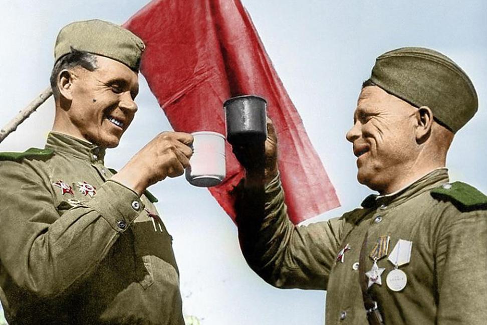 Keď si sovietsky vojak nesmie vypiť
