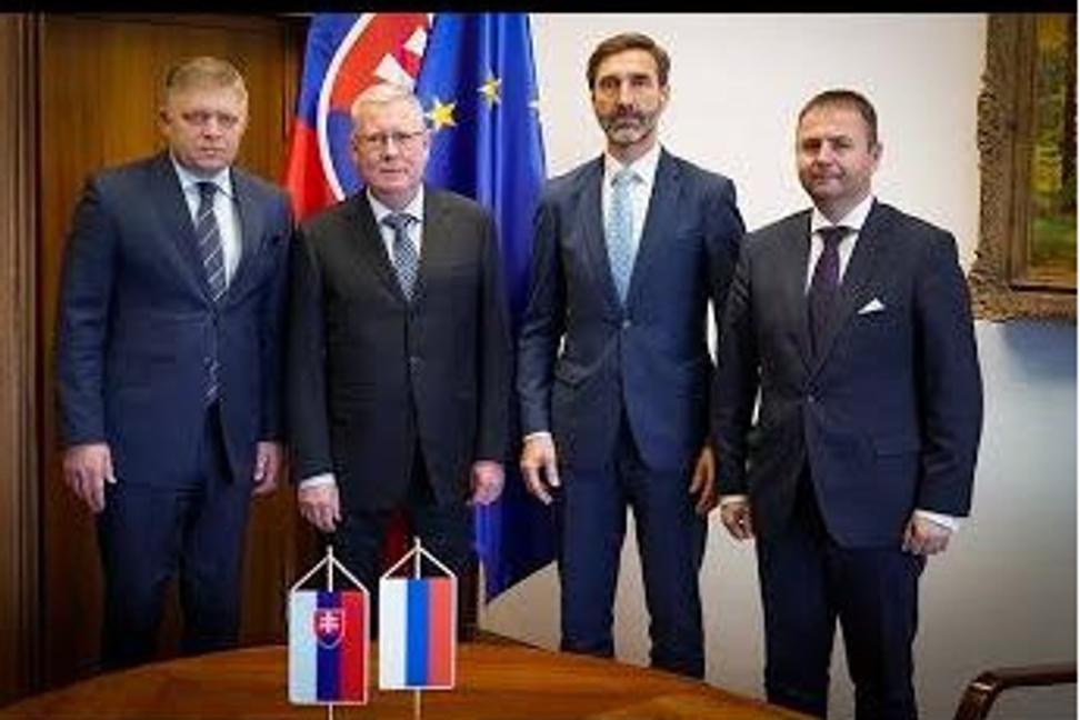 Žiadame prezidentku, vládu a parlament o okamžité vyhostenie agentov GRU a FSB na veľvyslanectve v Bratislave !!!
