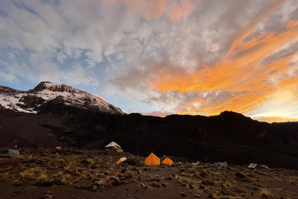 Mt. Kilimanjaro - V daždi a hmle africkej veľhory
