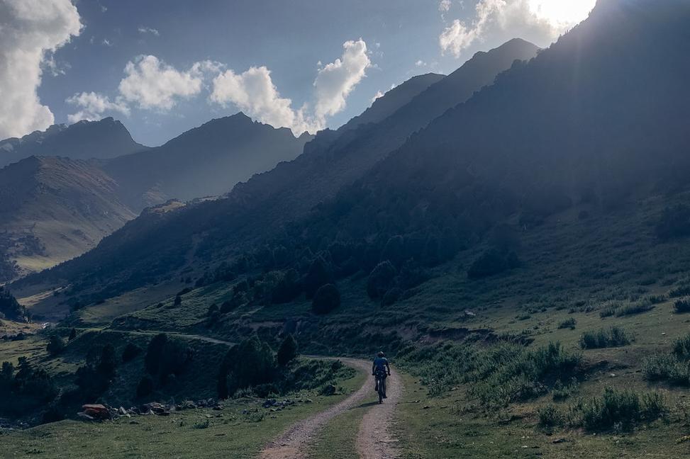Bicyklom po (ne)hodvábnej ceste v Kirgizsku