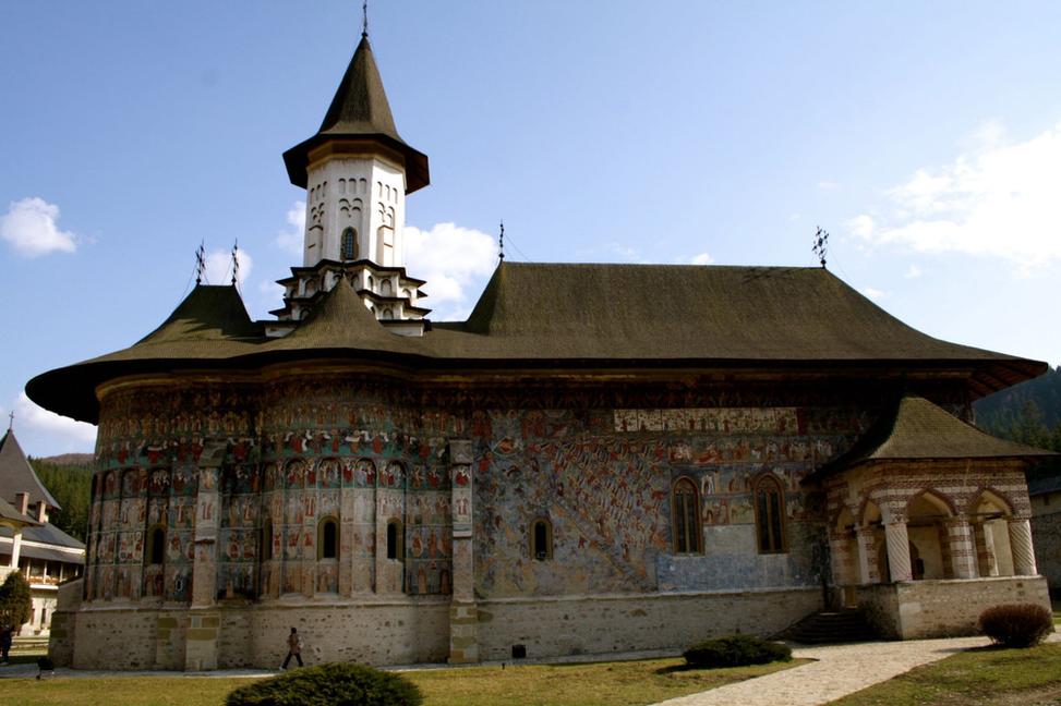 Do Černobyľu a nazad: Drevené kostoly a kláštory s obrázkami v pohorí Maramures