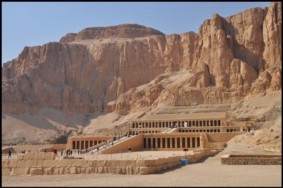 Krajinou faraónov VIII. - Deir el-Bahrí. Za kráľovnou Haštepsut