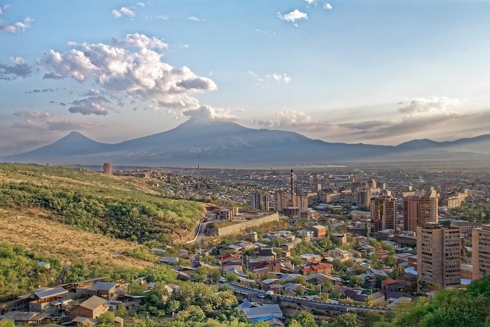 Aký je Hayastan alebo Úvod do cestovania v čase a priestore