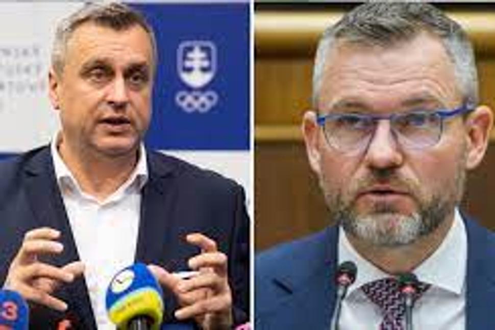 "Súdruh kapitán sa zase nasral na súdruha Podržtašku".