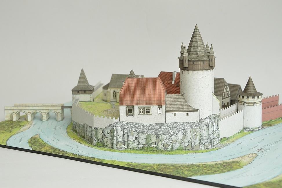 Z mojej papierovej dielne: vývoj hradu - rok 1417