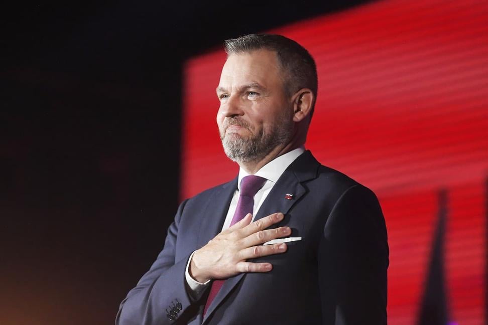 Peter Pellegrini 3x oklamal národ a ľudia mu to zožrali