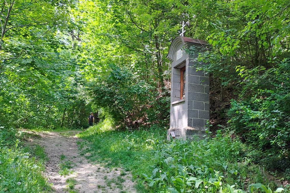 Romantika v prírode, ktorá dýcha históriou: Modrokamenská kalvária