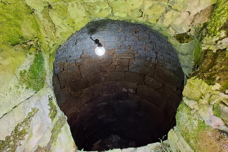 Ako sa kedysi mrazničky stavali z kameňov, alebo...