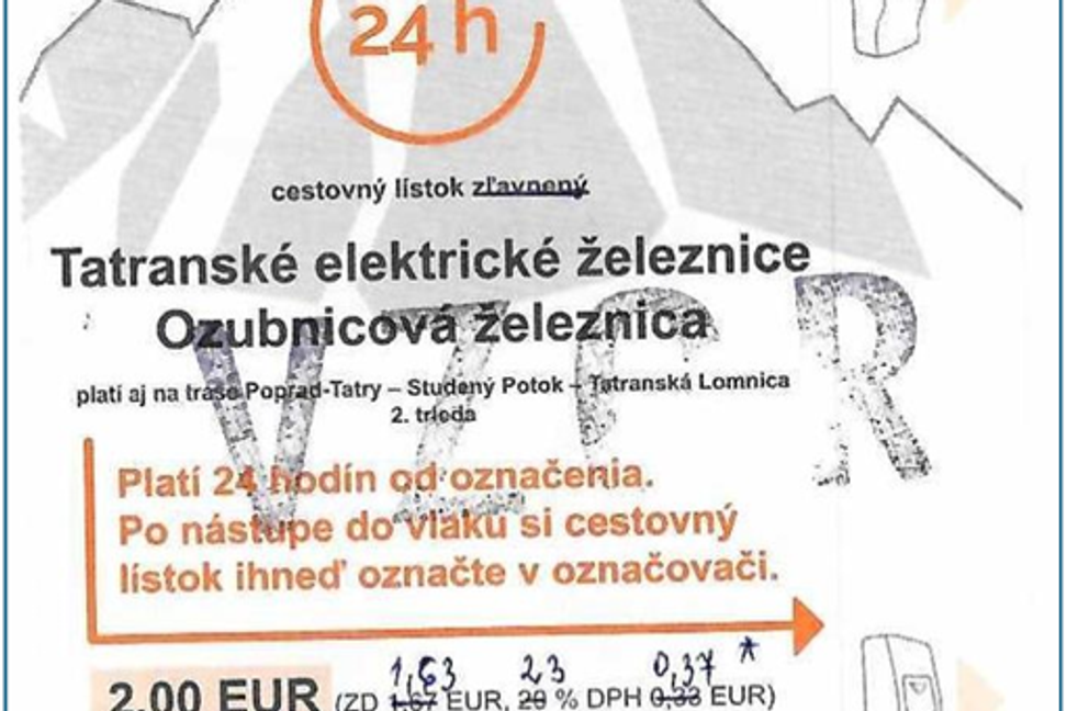 Slovenská železničná spoločnosť zvýšila cestovné v Tatrách o 400%. Pri kúpe v pokladni o 500%. 