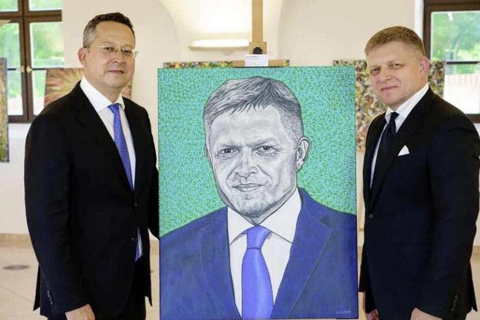 Fico a Kamenický sa pred kamerami tľapkajú po chrbte, čísla ich usvedčujú z klamstva