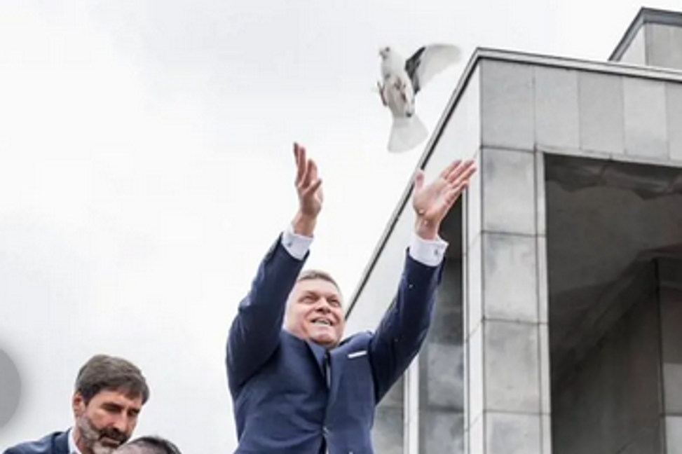 Neutralitou ku kapitulácii