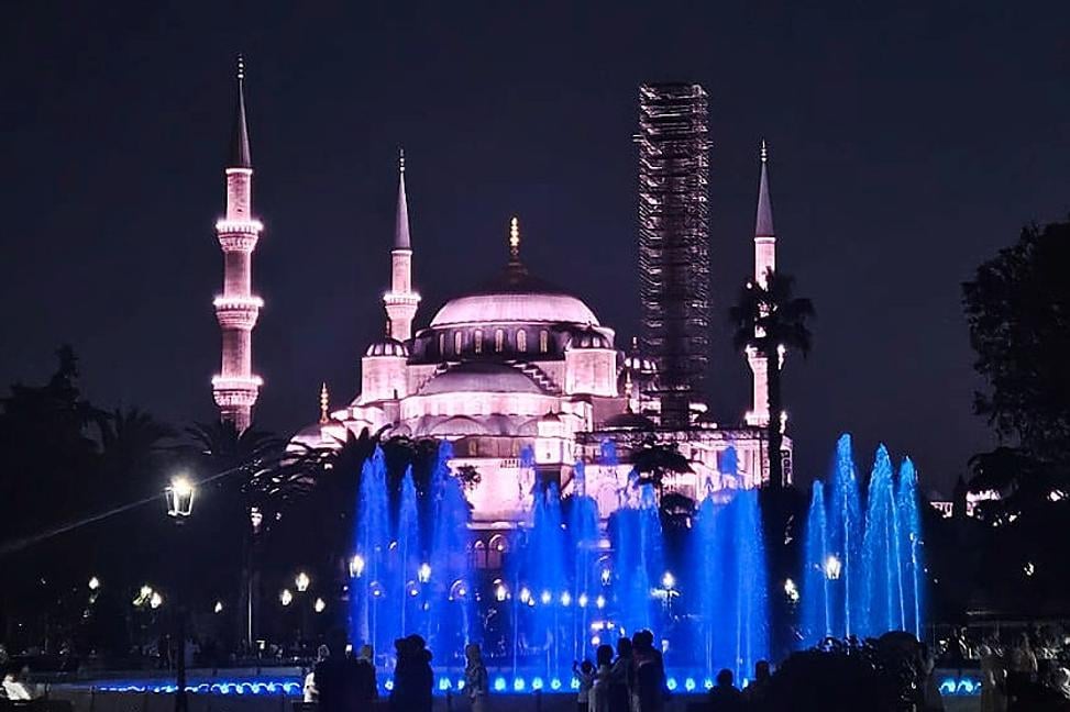 Istanbul - "Príbehy Bosporského prielivu na ceste od Byzancie do Konštantínopola“
