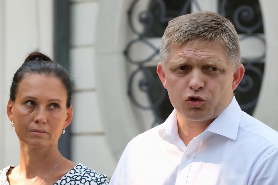 Kto stojí za 708 firmami? Robert Fico? Nie... hádajte znova. Kto je pani Ficová?