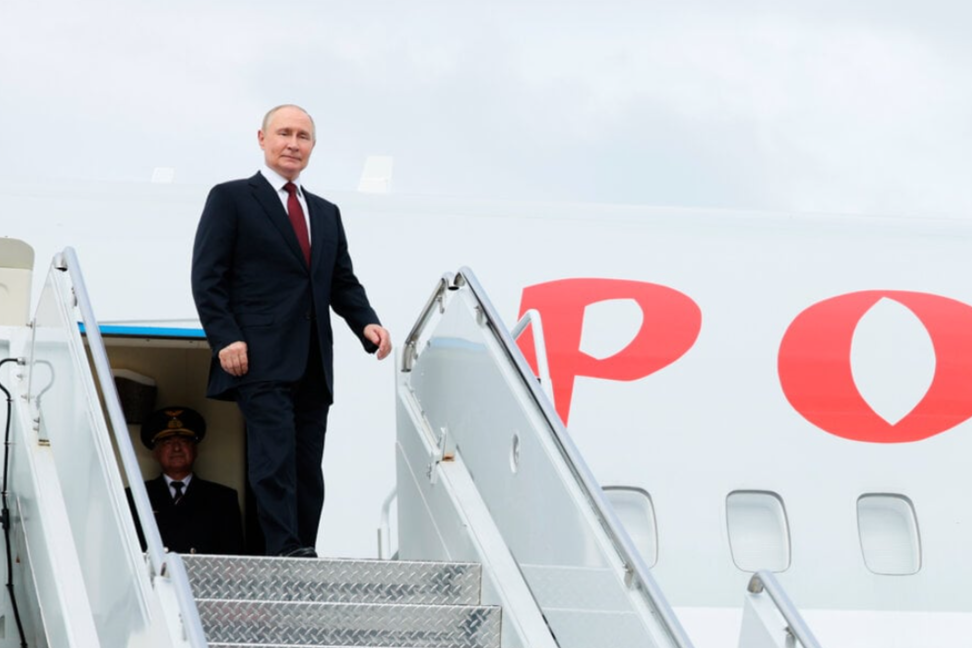 Fiasko Trumpa a vysmiaty Putin.