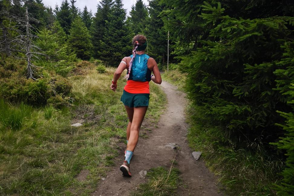 Jesenický maratón 2025 – „Severní vítr je krutý, počítej trailový běžec s tím…”