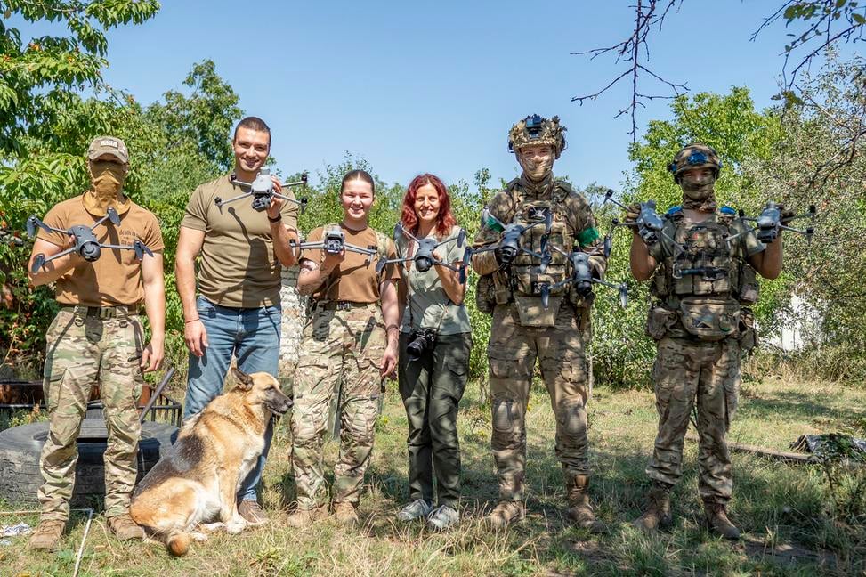 Drony ako oči a zbraň pechoty: Reportáž z bojových pozícií AZOV