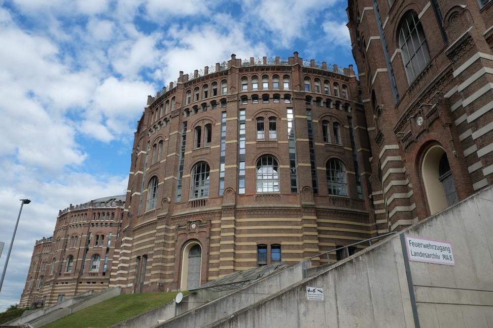 Gasometer Viedeň, imperiálna industriálna architektúra