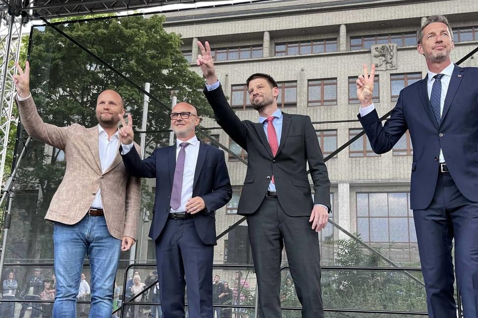 Opozícia stagnuje, rastie iba odstrkovaný Matovič
