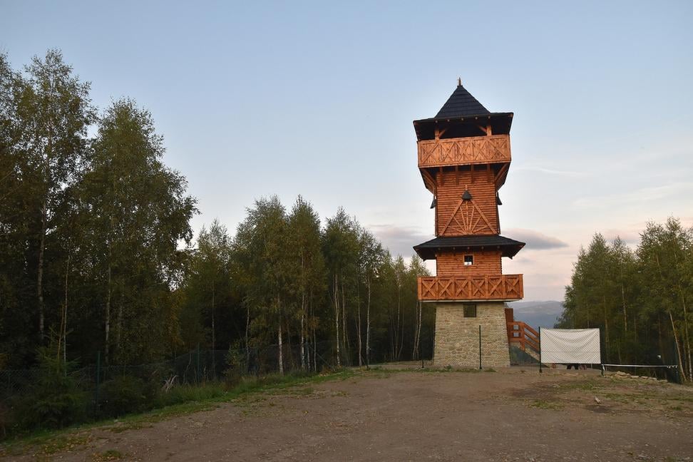 Rozhľadňa na vrchu Briava