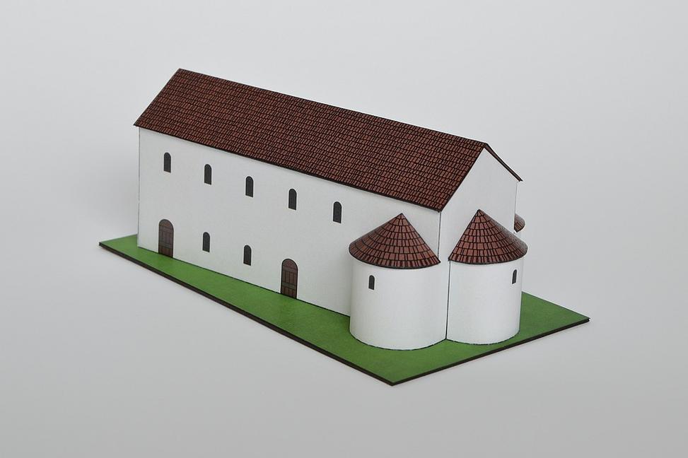 Z mojej papierovej dielne: zaniknuté veľkomoravské kostoly na území Bratislavy