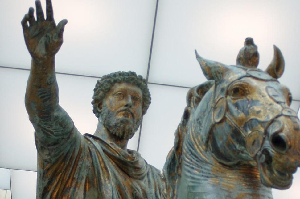 Ako sa správa stoický filozof? Marcus Aurelius o tom písal pri Hrone