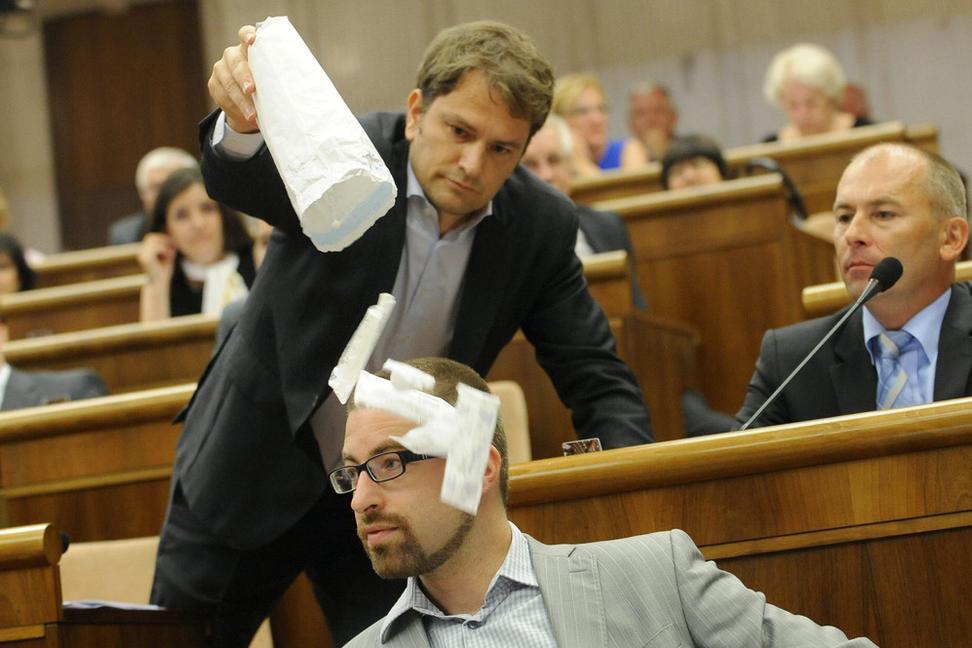 Absencia politickej kultúry na Slovensku? 