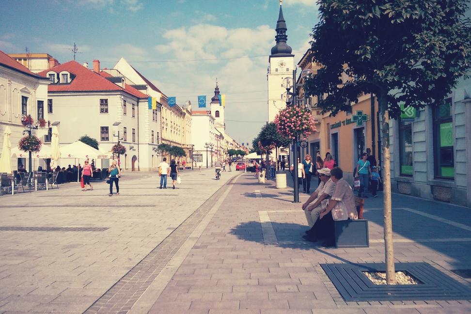 Trnava má novú pešiu zónu. Hrozí jej vyľudnenie