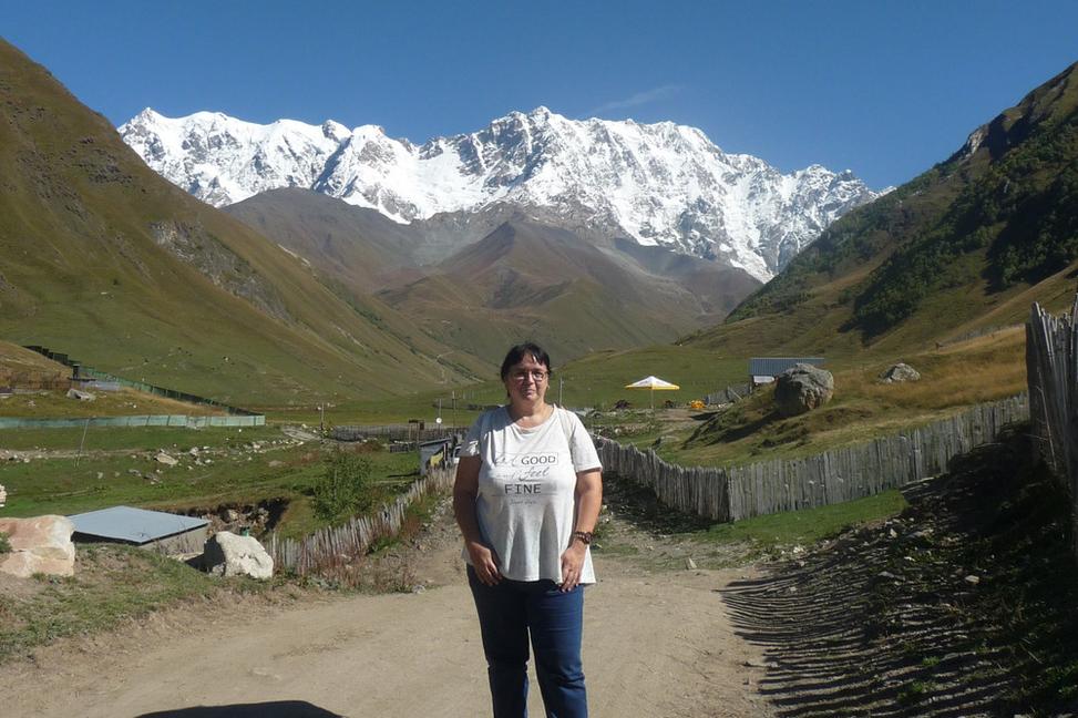 Pod štítmi Kaukazu.