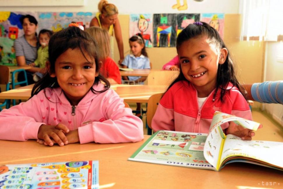 KORONA: Rómske deti budú mať ťažký nábeh do školy