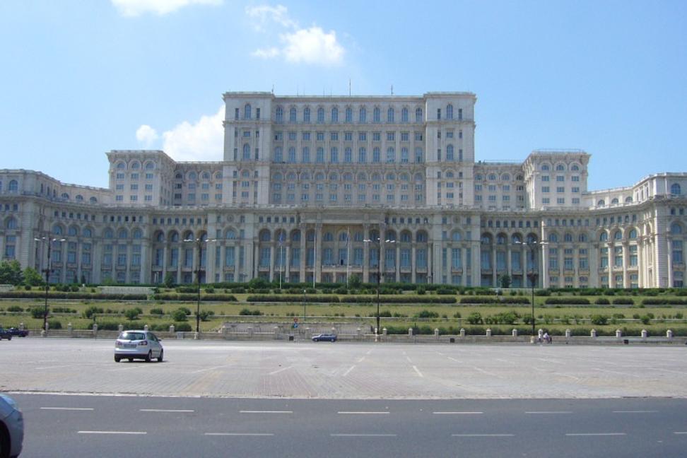 Bukurešť a megalomanský Ceaușescov Palác ľudu