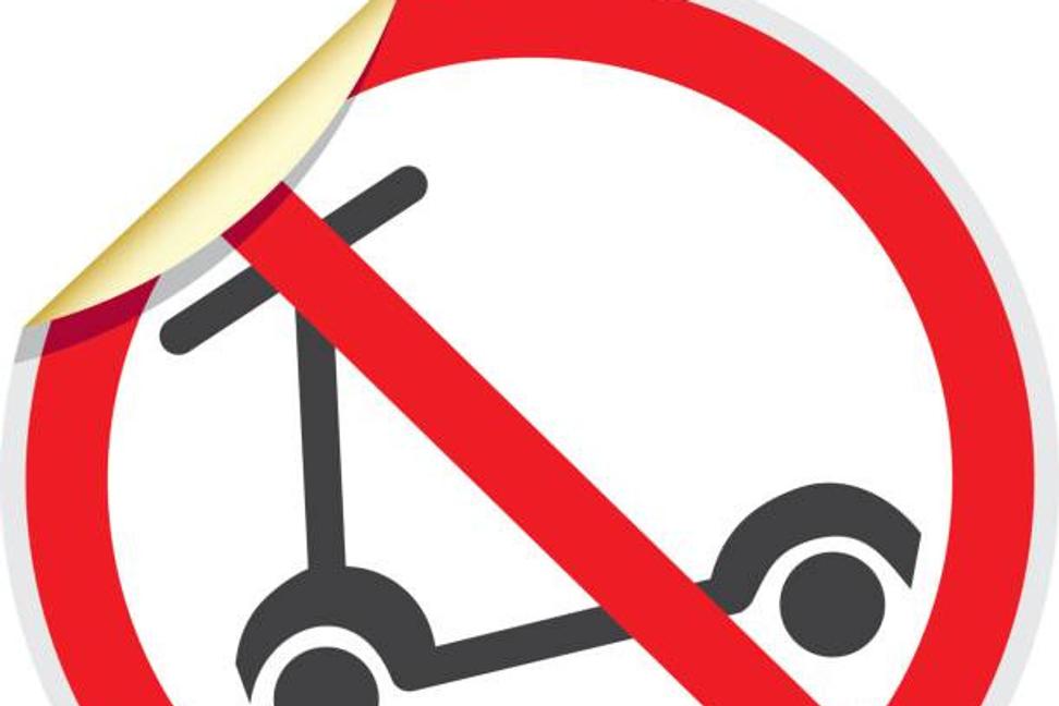 Kde sa mám postaviť a zbierať podpisy na zrušenie elektrických kolobežiek?